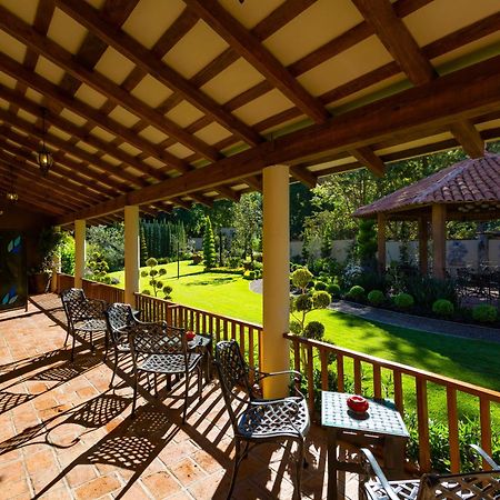 Villa Nogal Hotel Boutique & Vista San Sebastián del Oeste エクステリア 写真