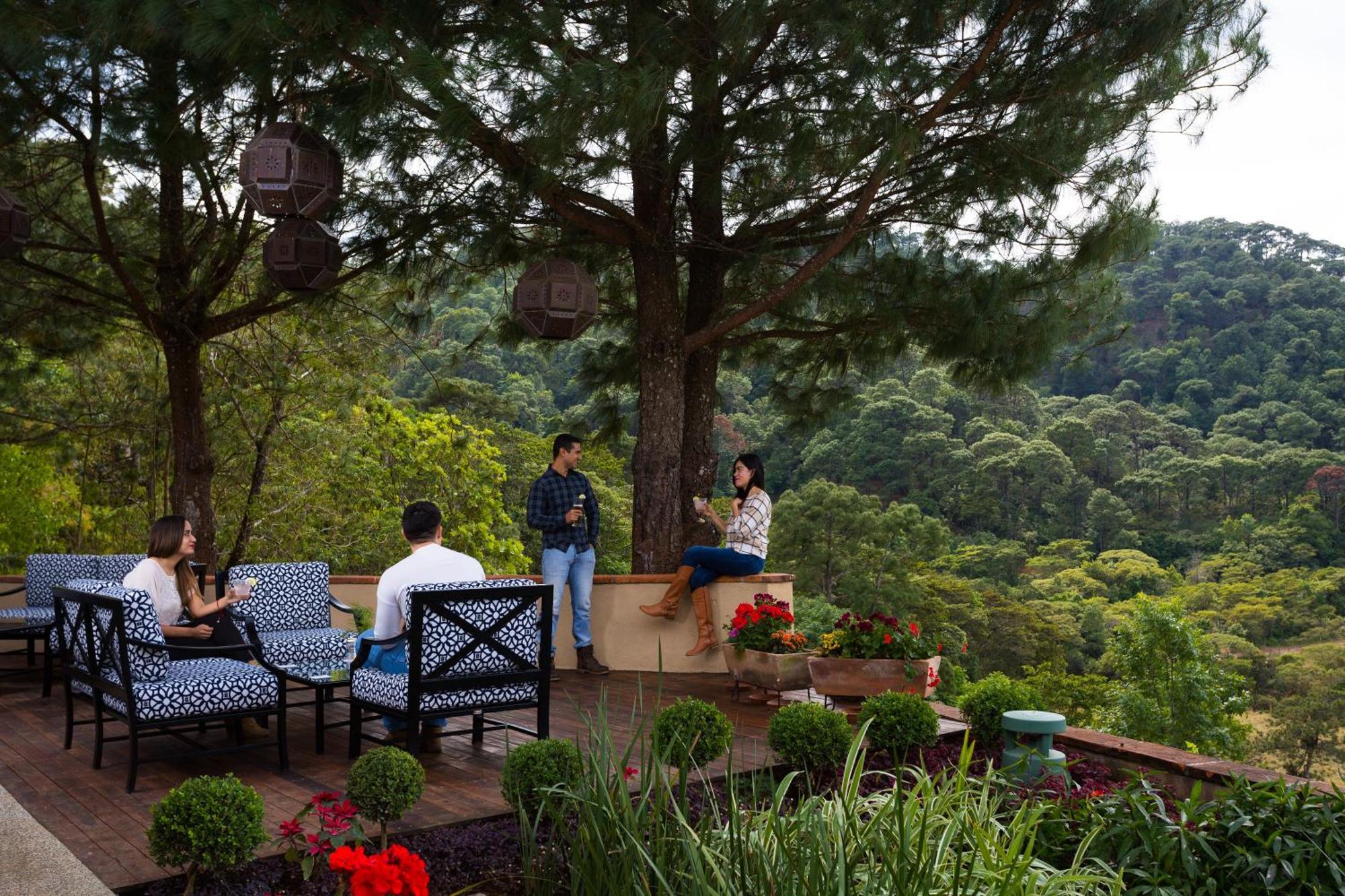 Villa Nogal Hotel Boutique & Vista San Sebastián del Oeste エクステリア 写真